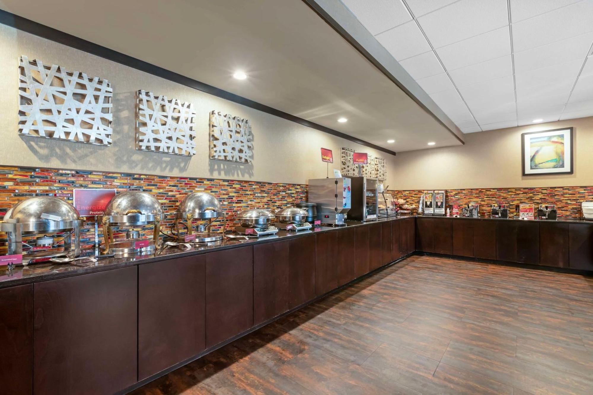 贝斯特韦斯特Plus中西部酒店 奥马哈 外观 照片